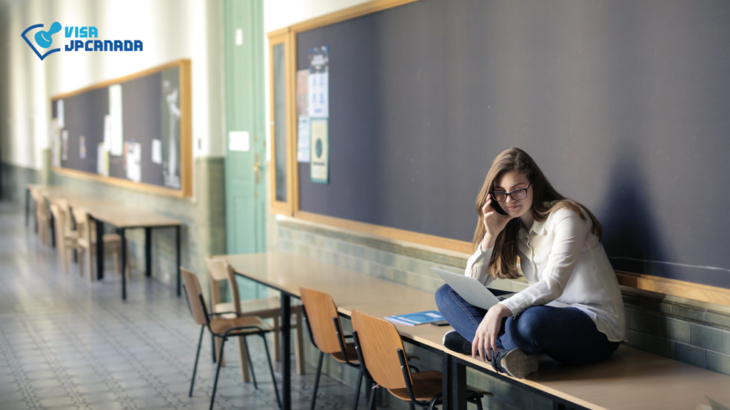 カナダ留学中に休学をする場合の学生ビザのルール